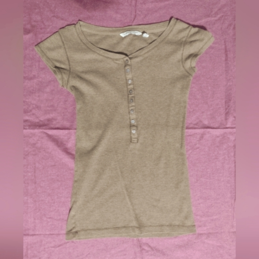 Aeropostale Ribbed T-shirt Small light brown
